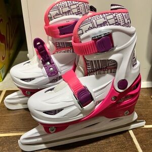 Kids Adjustable Ice Skates